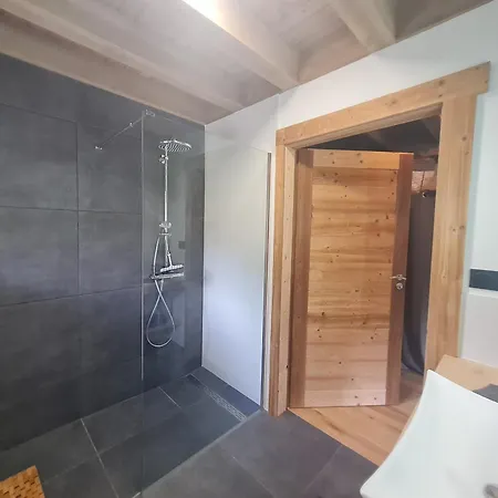 Familial Avec Sauna Et Terrasse Pres Du - Fr-1-589-758