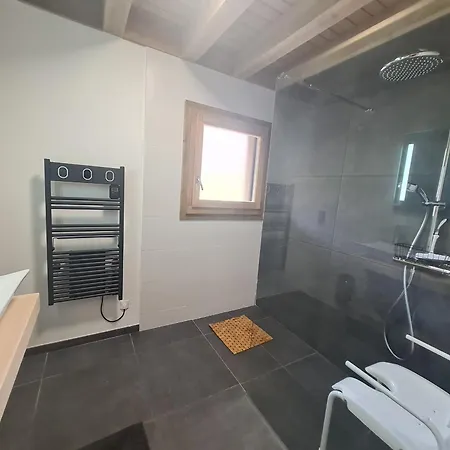 Familial Avec Sauna Et Terrasse Pres Du - Fr-1-589-758 度假居 *