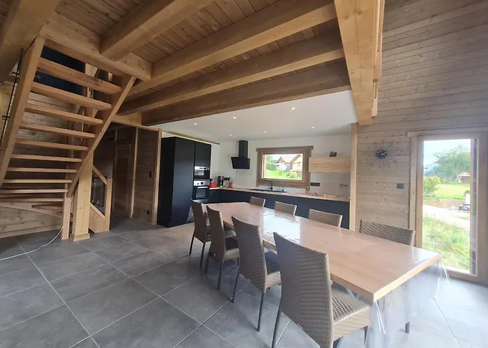 Familial Avec Sauna Et Terrasse Pres Du - Fr-1-589-758 *